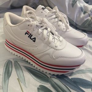 Women’s Platform FILA sneakers